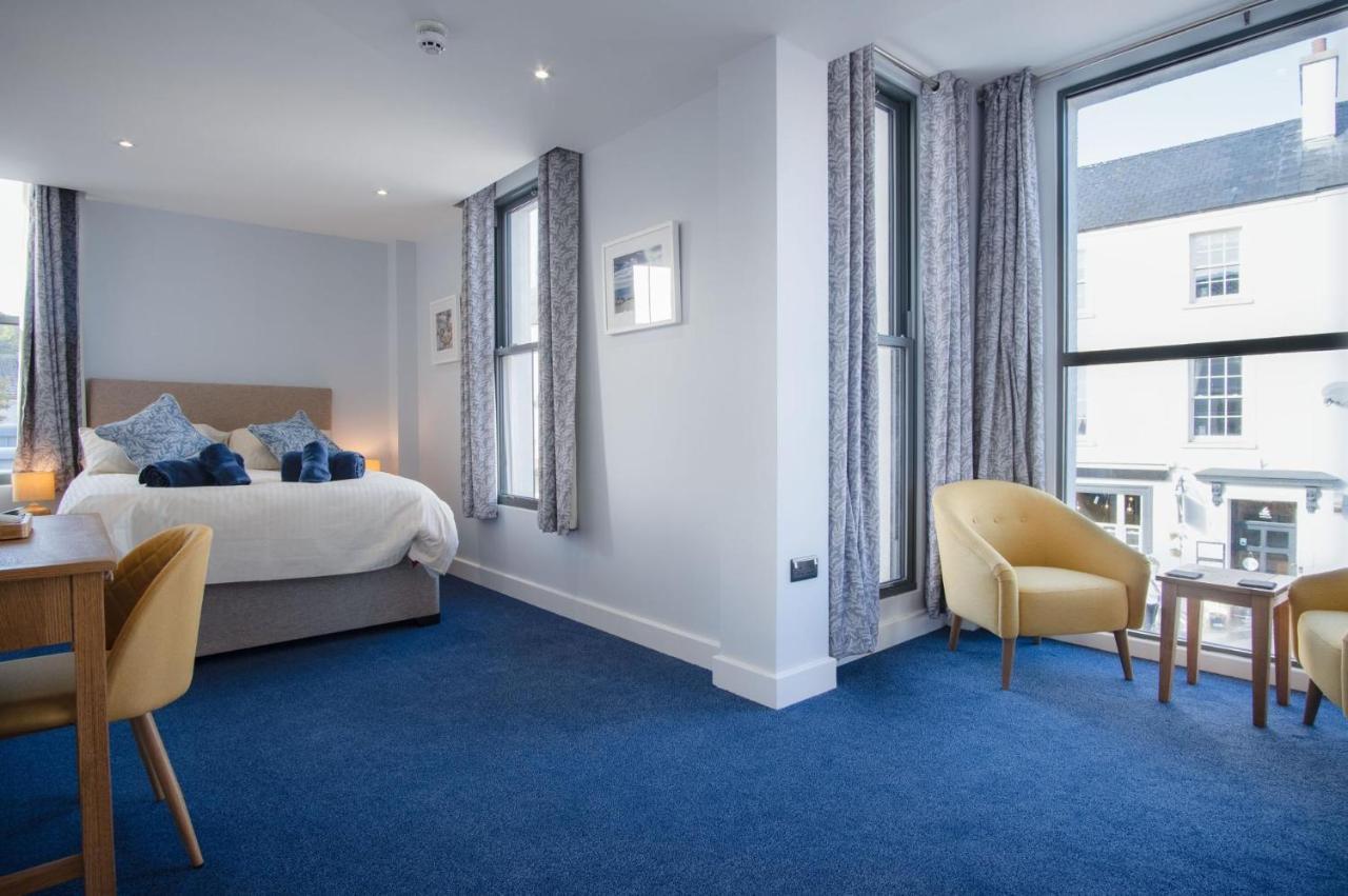Ocean Cabins No 3 At The Square - Saundersfoot Bagian luar foto