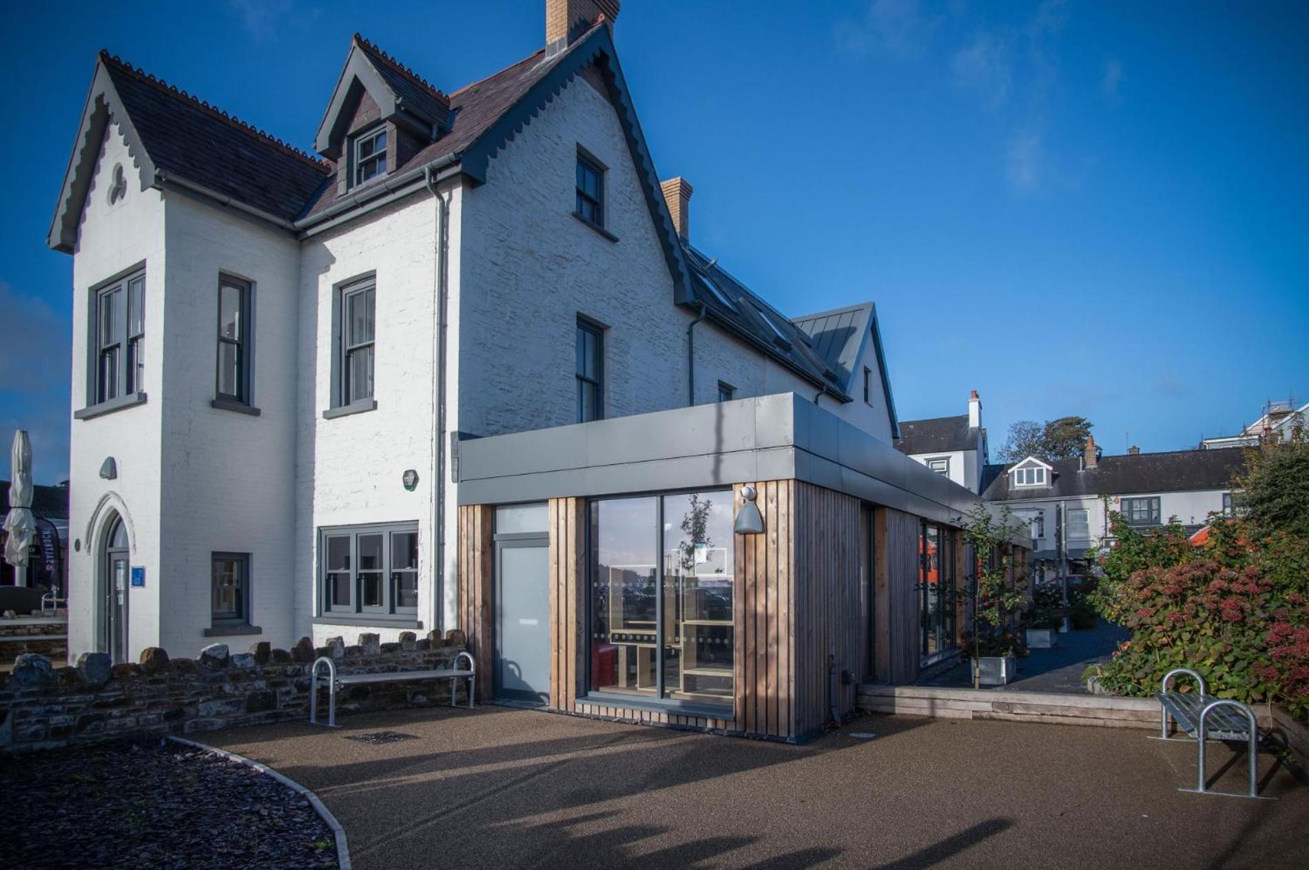 Ocean Cabins No 3 At The Square - Saundersfoot Ruang foto