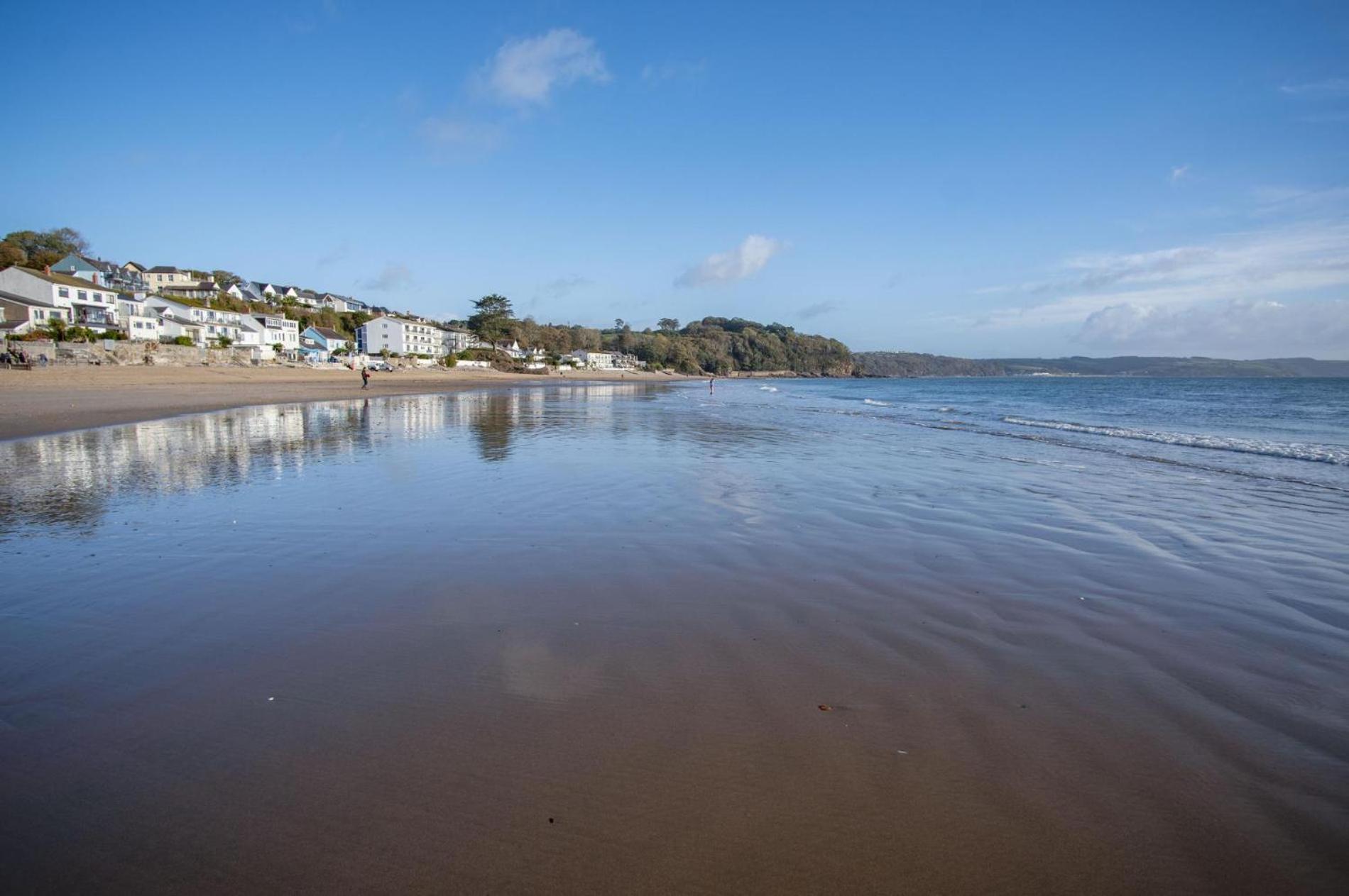 Ocean Cabins No 3 At The Square - Saundersfoot Ruang foto