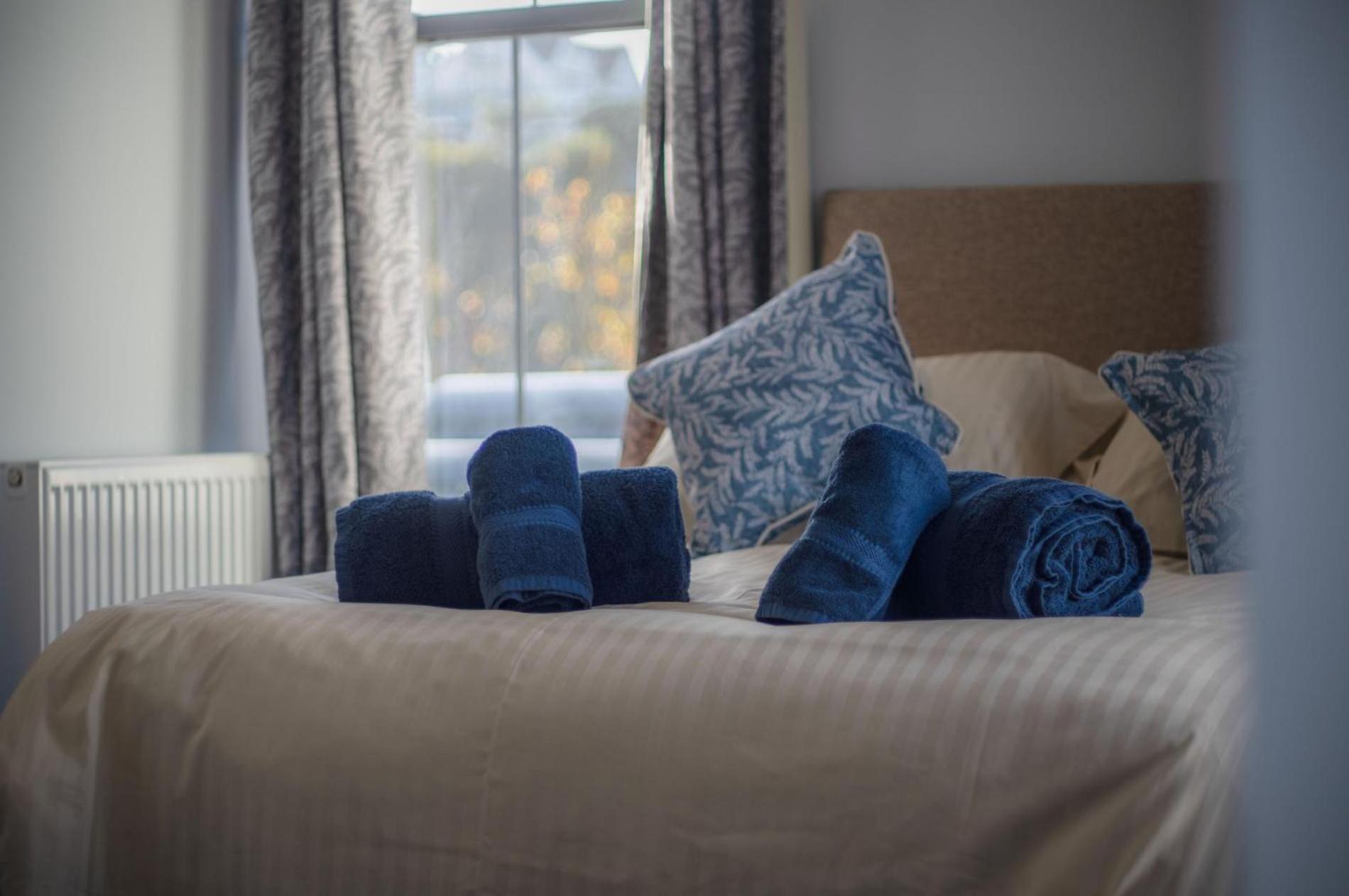 Ocean Cabins No 3 At The Square - Saundersfoot Ruang foto