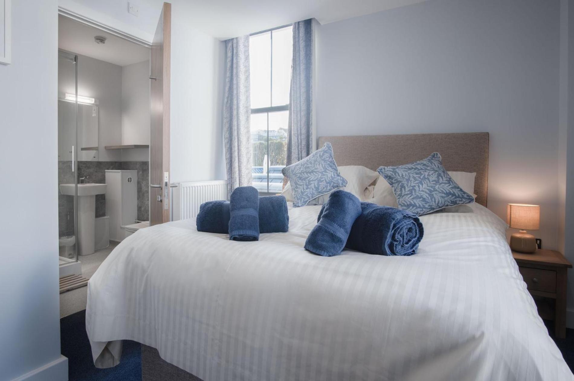 Ocean Cabins No 3 At The Square - Saundersfoot Ruang foto