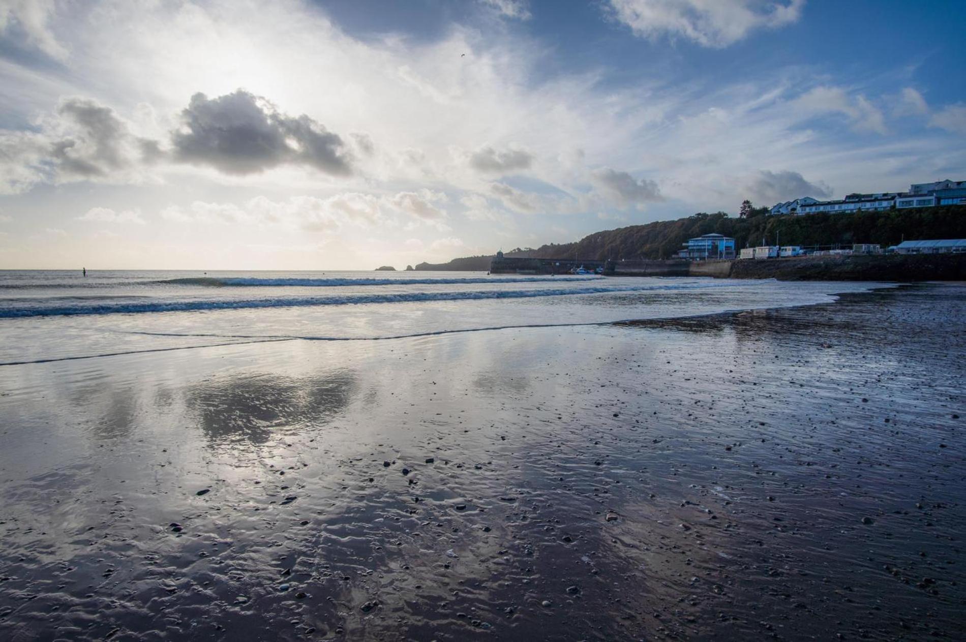 Ocean Cabins No 3 At The Square - Saundersfoot Ruang foto